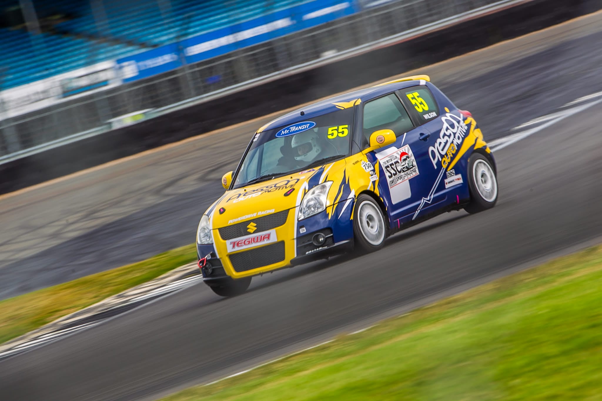 Evelyn Wilson in her first race as a novice driver